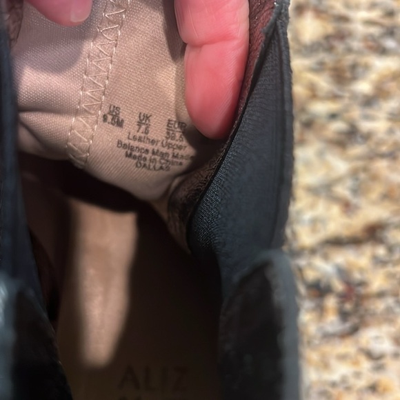 Naturalizer Dallas Bronze Metallic Chelsea Boots Size 9.5 - Picture 9 of 12